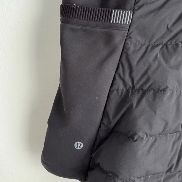 lululemon athletica Black Puffer Vest - Picture 3 of 4